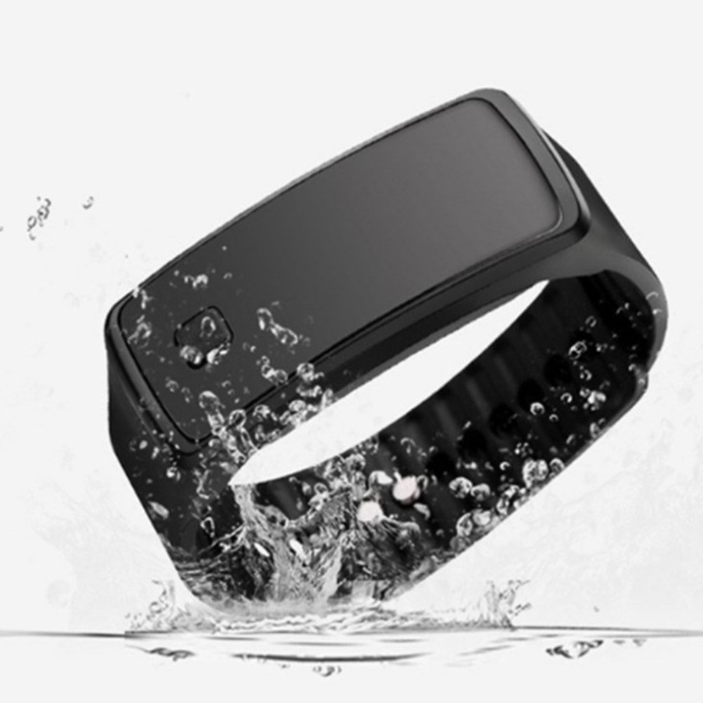Luxury Watch Gold And Black - LED-Digitaluhr, schwarzes Silikonarmband, verstellbares Armband, für