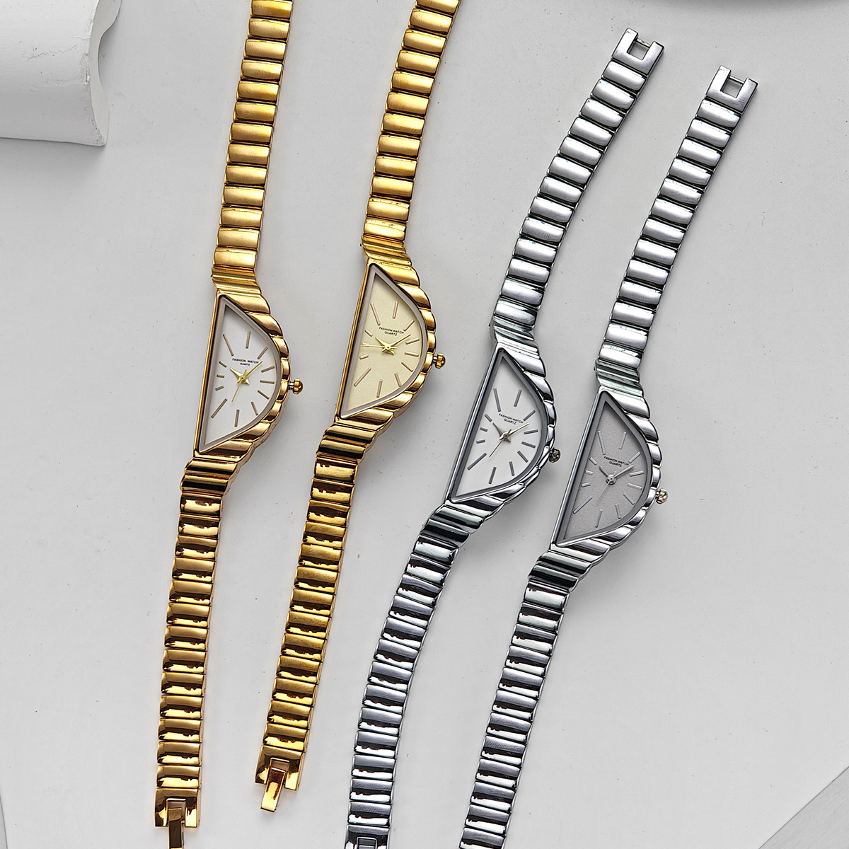 Damenuhr, modisch, kreativ, dr – Watch Triangle Luxury Bewertung und Preis