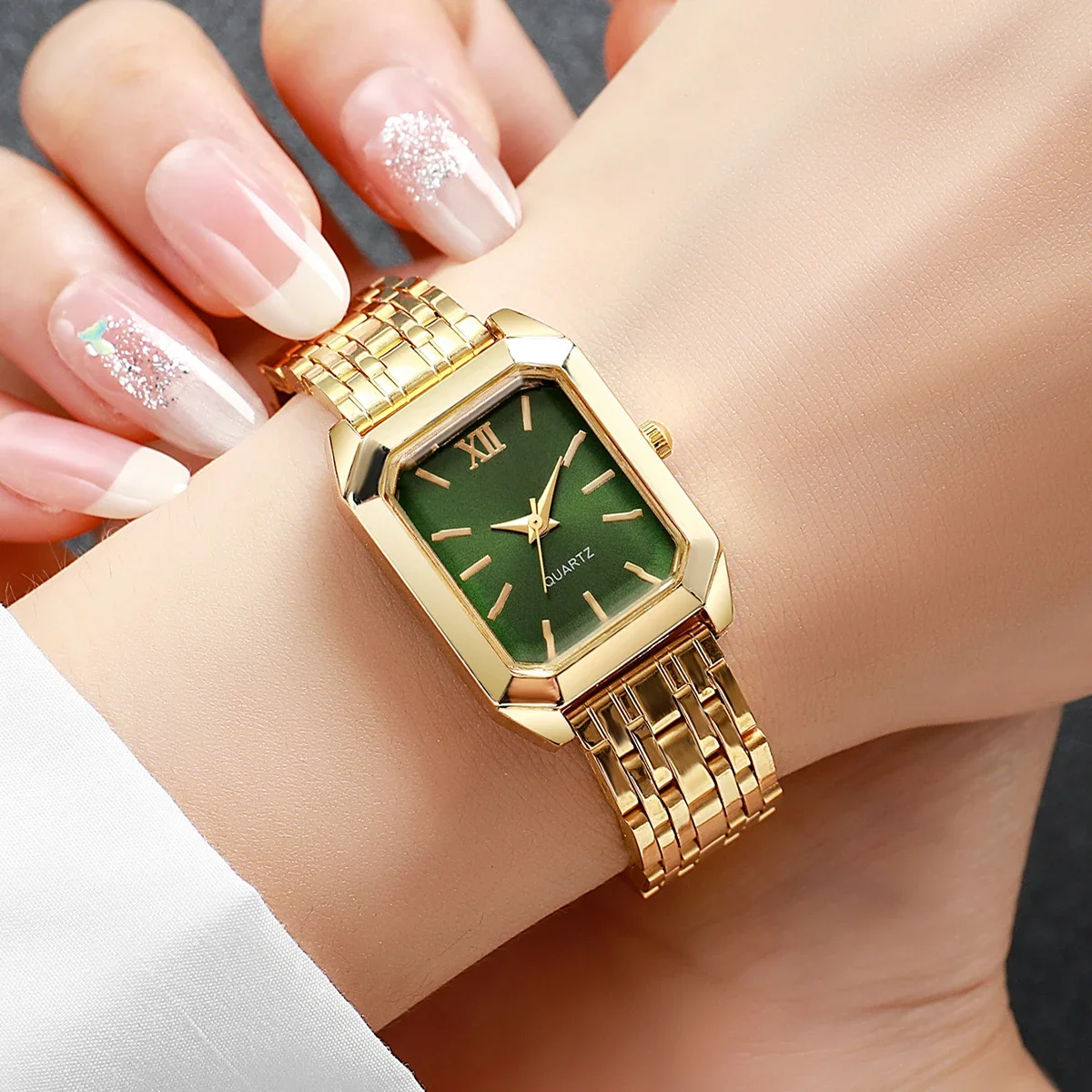 Überraschungs-Blindbox Damenuh – Luxury Watch Women Bewertung und Preis